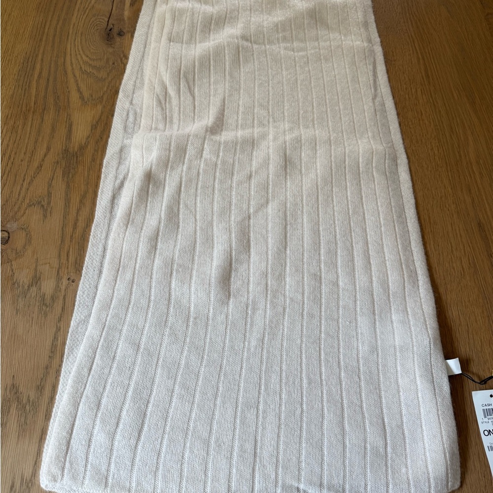 Charter Club Cashmere Ribbed Scarf in Pale pink